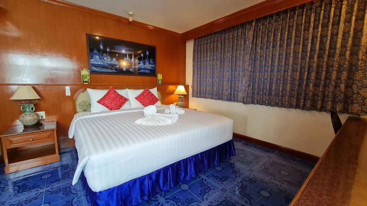 Vech Guesthouse Patong Dış mekan fotoğraf