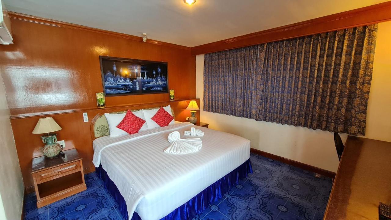 Vech Guesthouse Patong Dış mekan fotoğraf
