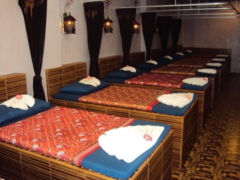Vech Guesthouse Patong Dış mekan fotoğraf